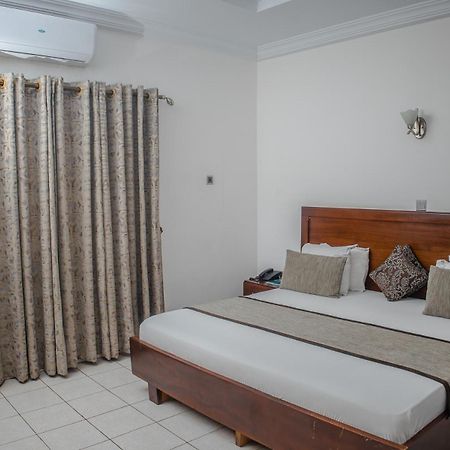Stadium Hotel Kumasi Dış mekan fotoğraf